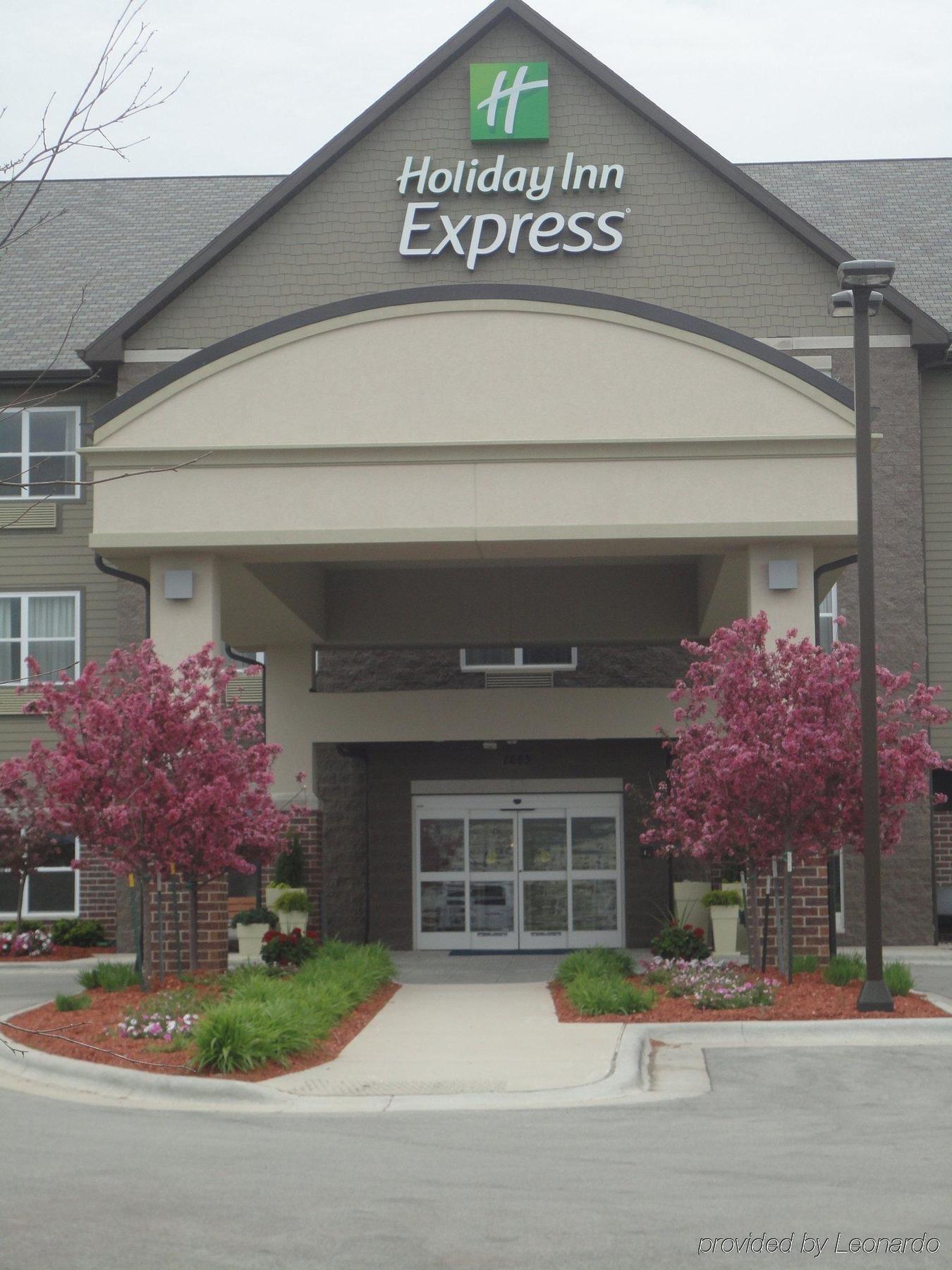 Holiday Inn Express & Suites - Green Bay East, An Ihg Hotel Exterior foto